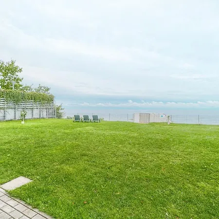 W&g Rewal-widok Na Morze, Z Prywatnym Zejsciem Na Plaze *