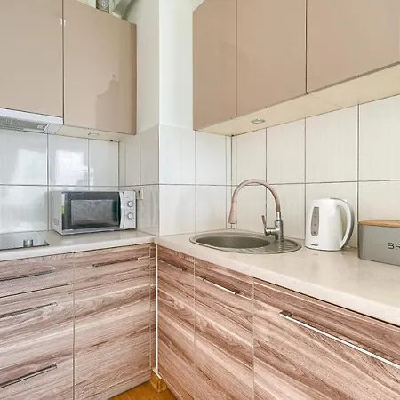 W&g Rewal-widok Na Morze, Z Prywatnym Zejsciem Na Plaze