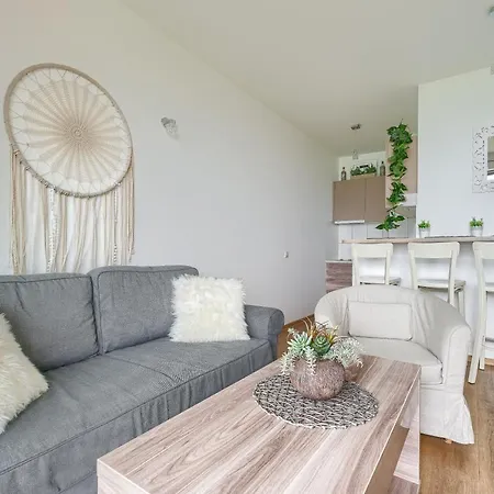 W&g Rewal-widok Na Morze, Z Prywatnym Zejsciem Na Plaze *