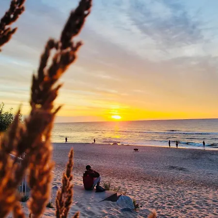 W&g Rewal-widok Na Morze, Z Prywatnym Zejsciem Na Plaze דירה רבאל