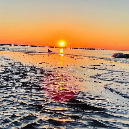 W&g Rewal-widok Na Morze, Z Prywatnym Zejsciem Na Plaze דירה *