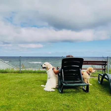 דירה W&g Rewal-widok Na Morze, Z Prywatnym Zejsciem Na Plaze רבאל