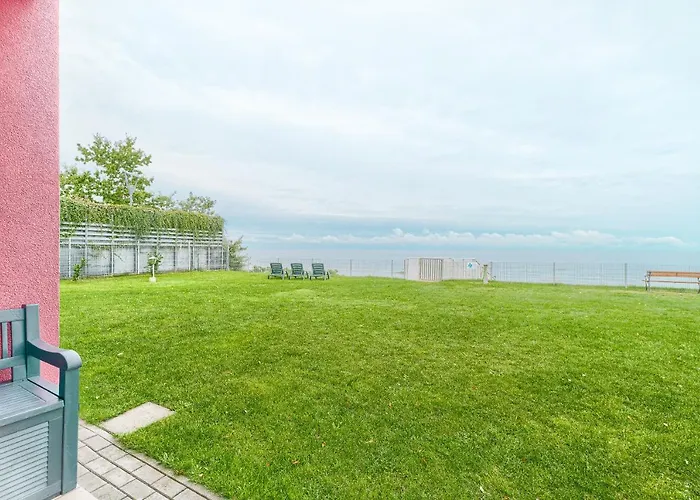 W&g Rewal-widok Na Morze, Z Prywatnym Zejsciem Na Plaze *