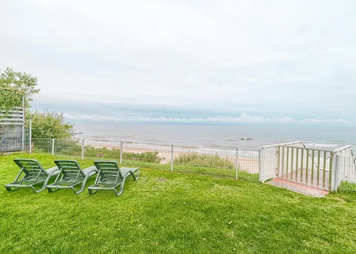 W&g Rewal-widok Na Morze, Z Prywatnym Zejsciem Na Plaze Apartment